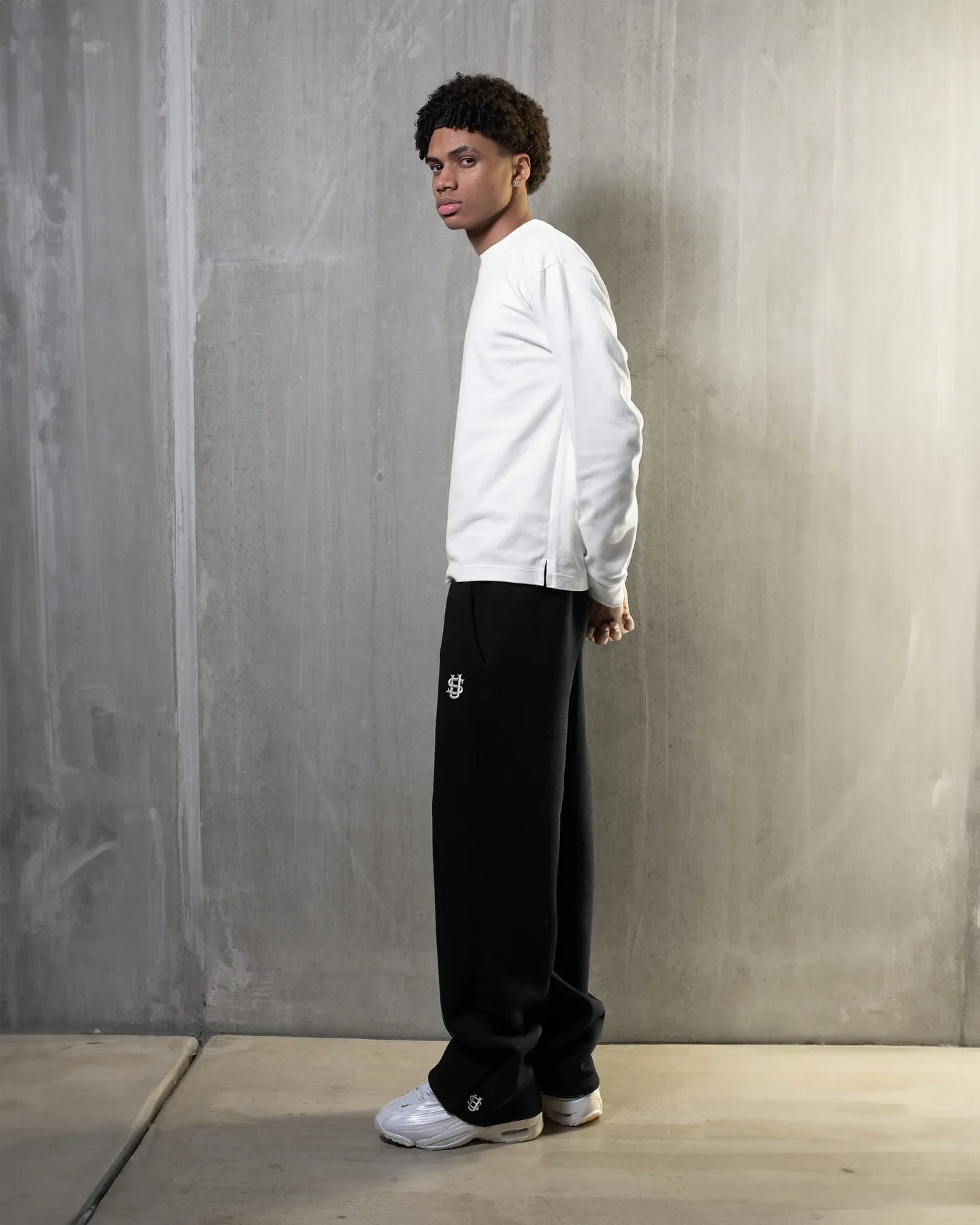 Men’s Navy Blue Y2K Joggers – Coin Embroidery | Retro Berlin Streetwear Sweatpants
