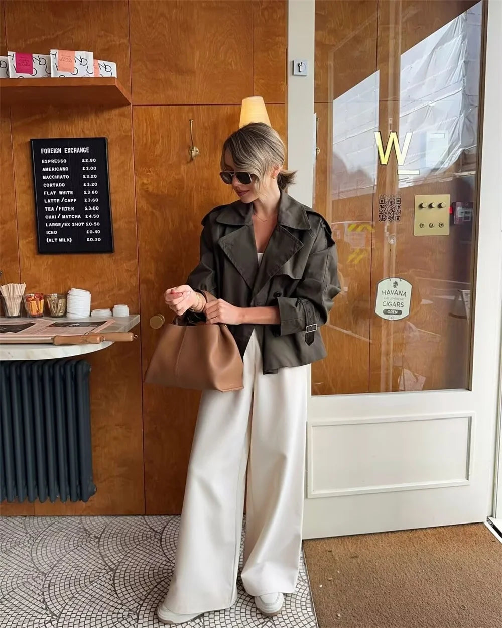Vintage Cropped Trench Jacket – Women’s Double Breasted Streetwear Coat