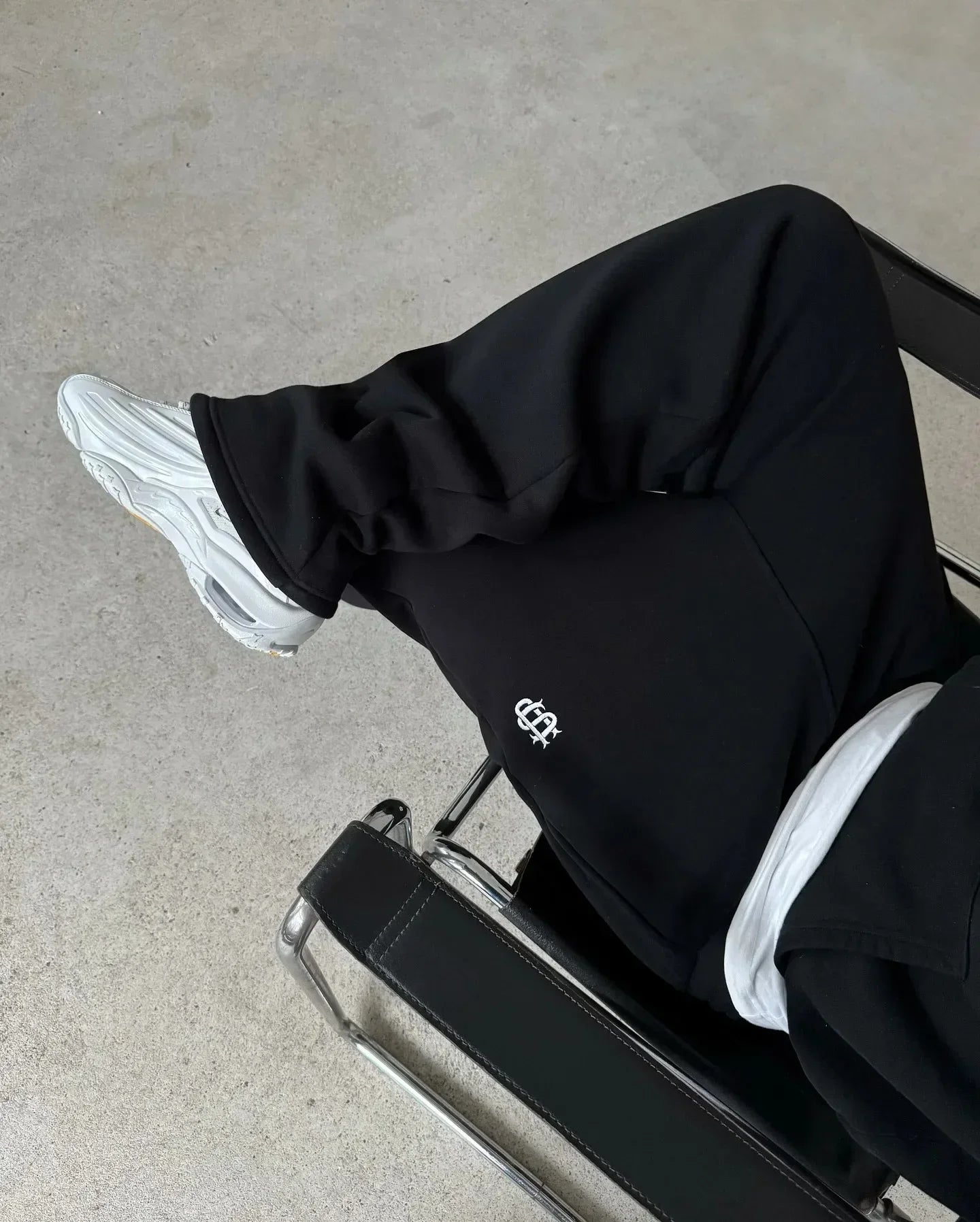 Y2K Wide-Leg Jogger Sweatpants for Men – Trendy Loose Pants